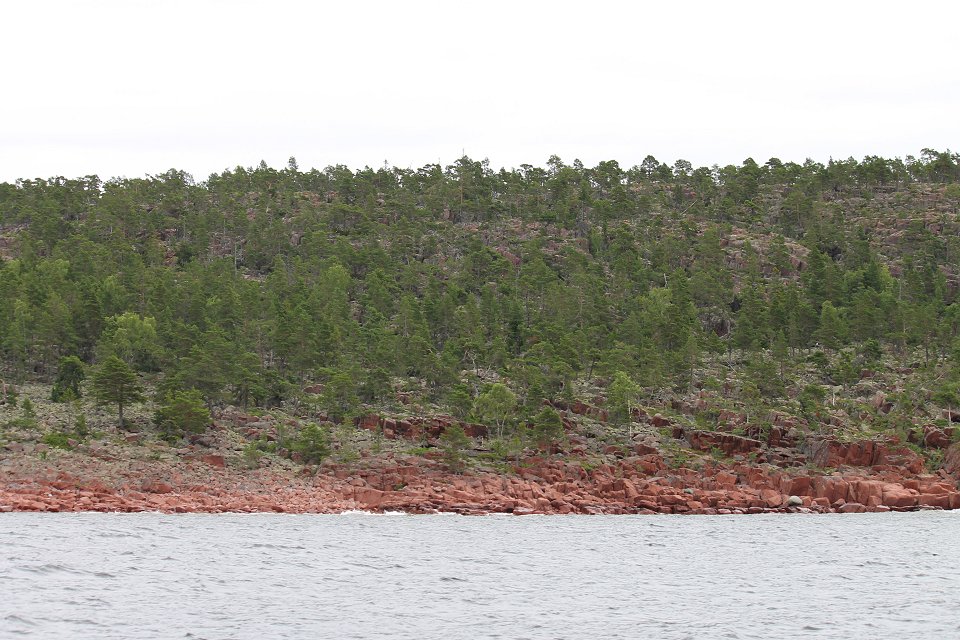 Ulvön - juli 2012 rod granit kusten