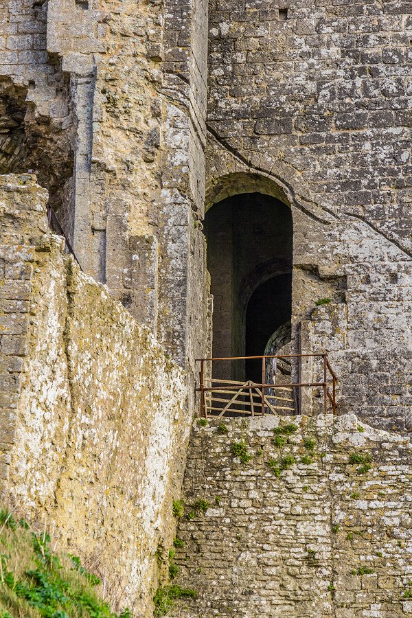 Corfe Castle - december 2015 tower door