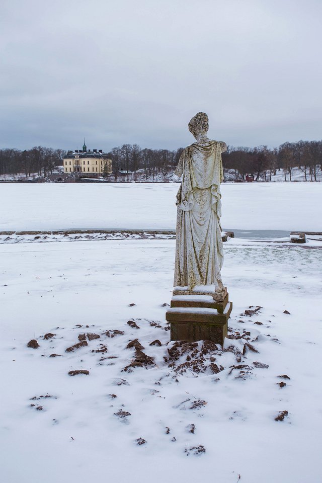 Gripsholms slott Mariefred - februari 2018 iskall staty