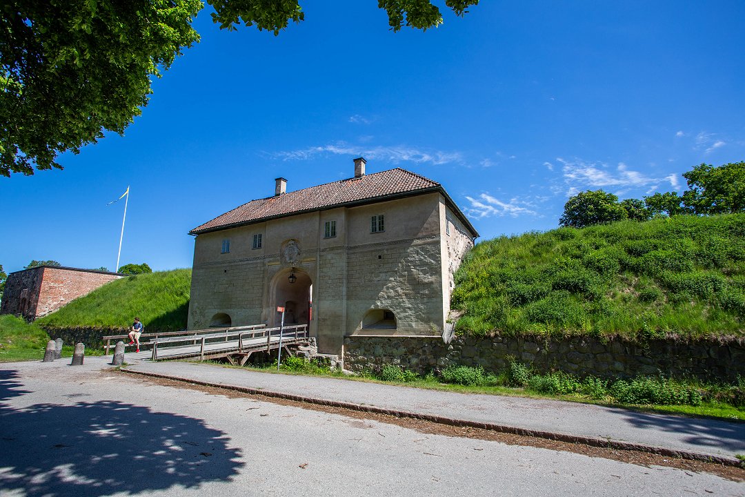 Nyköpings hus – juni 2019 vastra porten