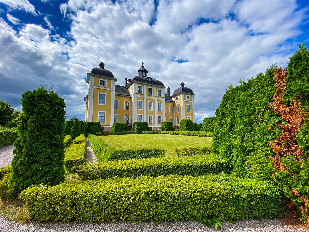 Strömsholms Slott - juli 2022 barock tradgard