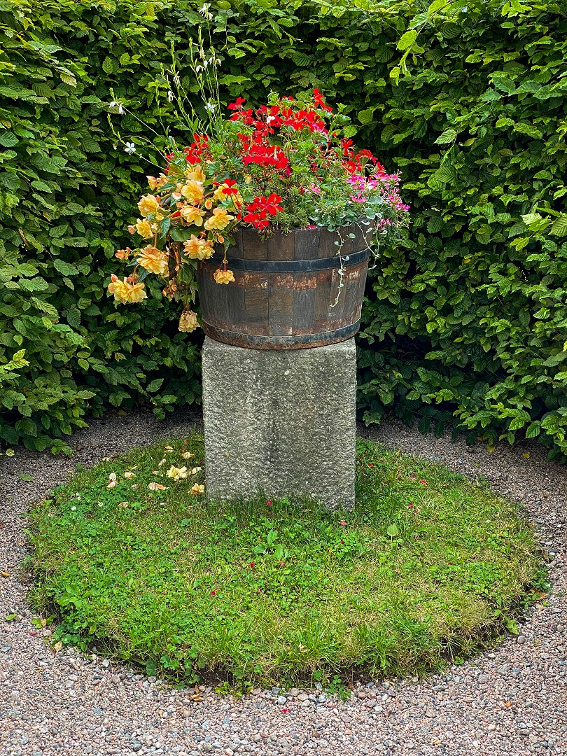 Strömsholms Slott - juli 2022 blomma urna
