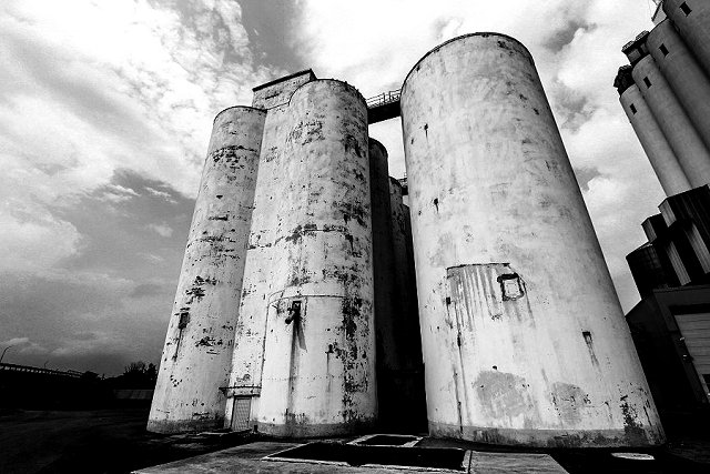 Foto Urban Exploration Silos