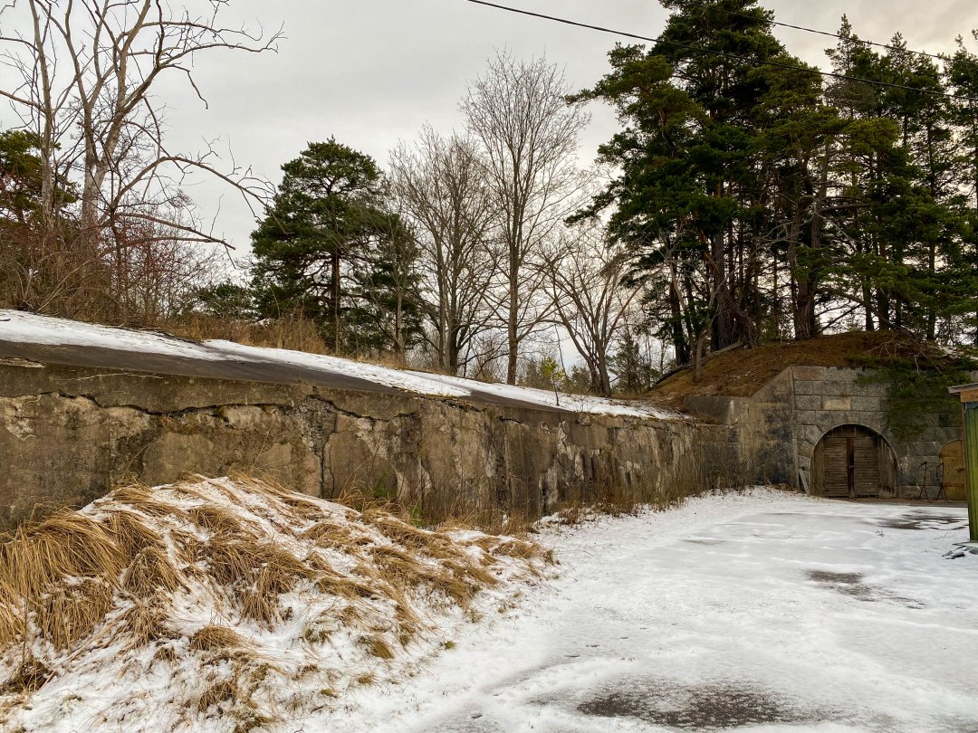 22:a Batteriet Vaxholmslinjen, Rindö – februari 2023 muren
