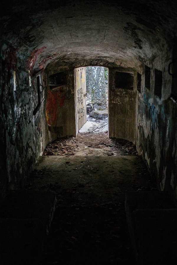 Lugnetfortet Arninge - mars 2017 bunker exit