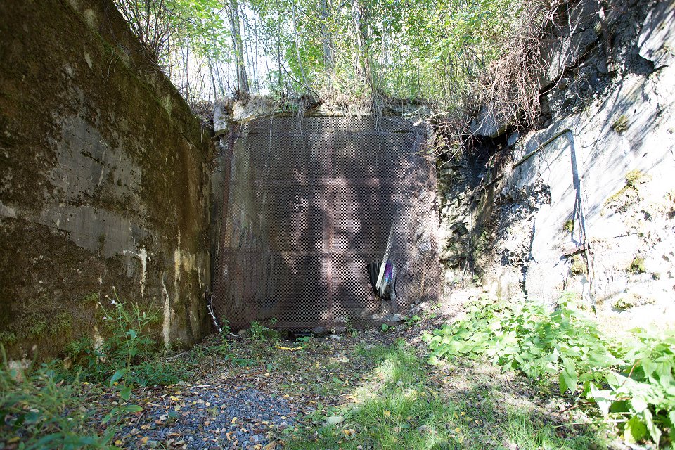 Lekombergs gruva - oktober 2016 lekombergs gruva entrance