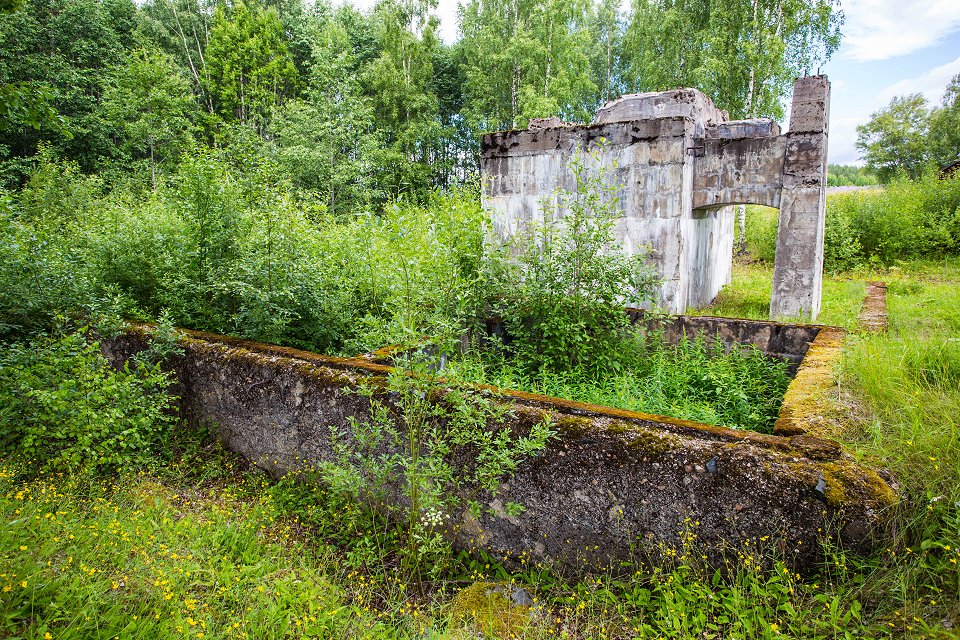 Rällingsbergs gruva - juli 2017 pelare av betong