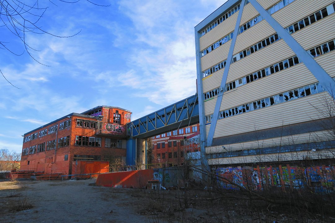 Färgfabriken, Lövholmen – mars 2019 baksidan