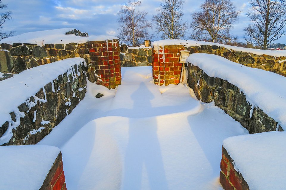 Huddunge kyrkoruin - februari 2018