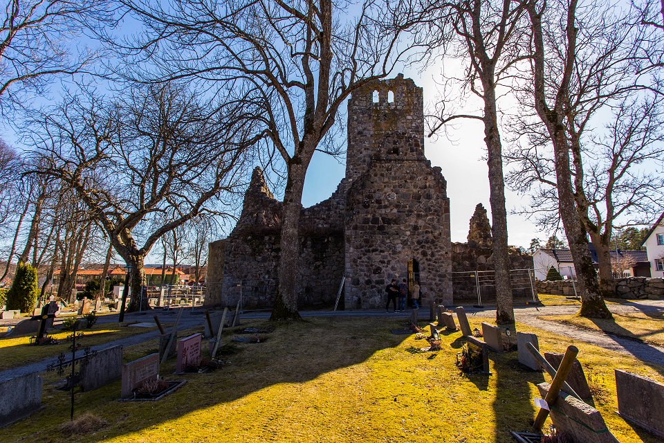 Sankt Olofs kyrkoruin Sigtuna - mars 2017