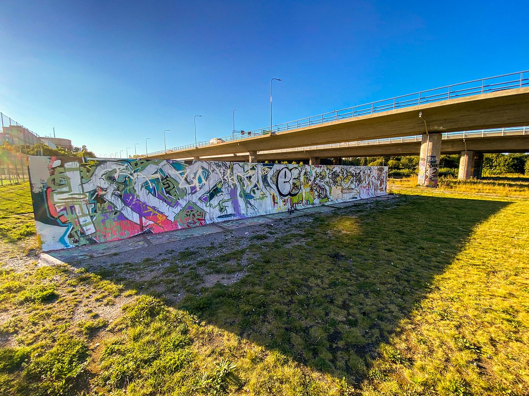 Tensta Lagliga Graffitivägg - augusti 2022 beginners