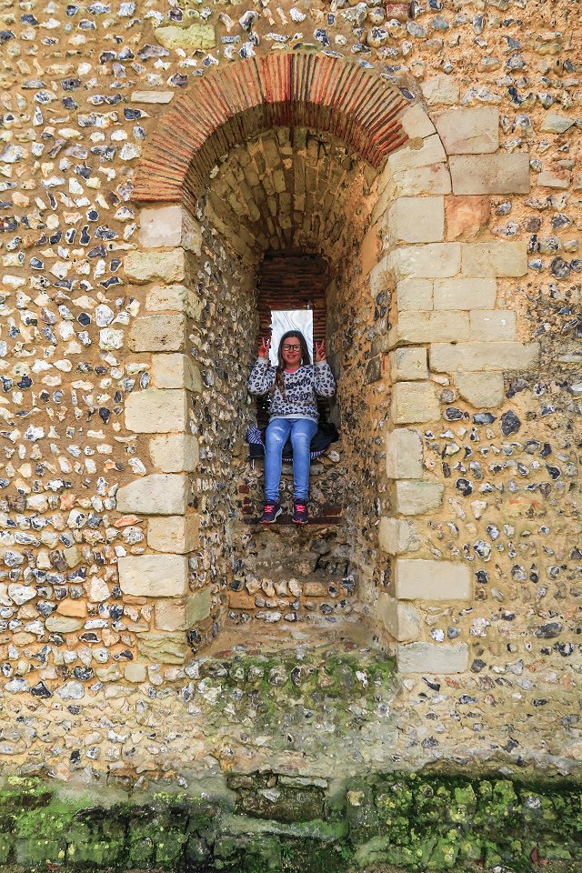 Wolvesey castle Winchester - april 2018 ellie in the window