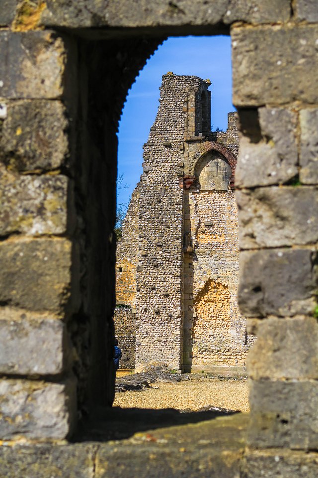 Wolvesey castle Winchester - april 2018 wolvesey castle ruin