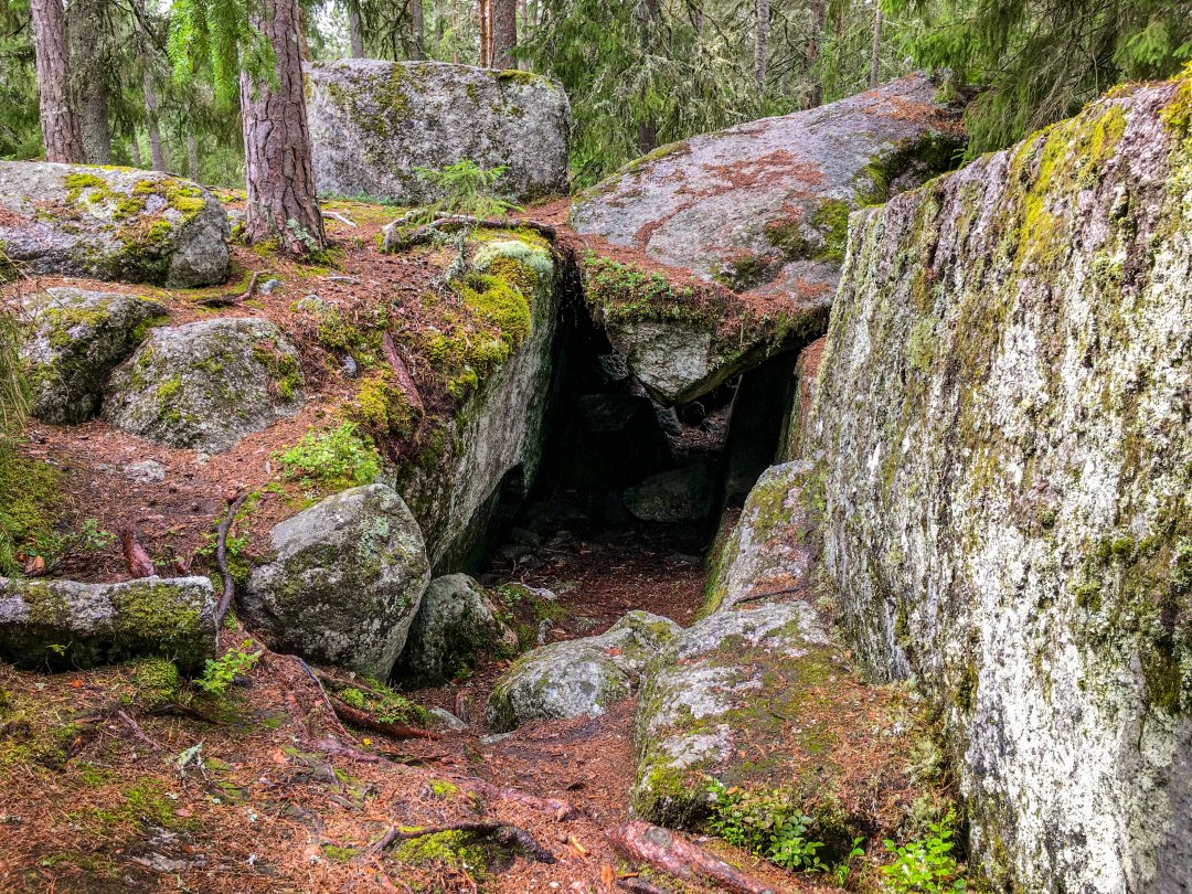 Jättebergen, Degerfors - juli 2021 ingen grotta