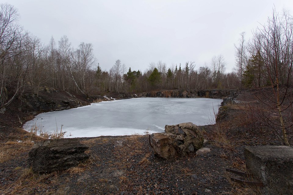 Eknäsgruvan Herräng - mars 2017 ett is pa gruvhalet