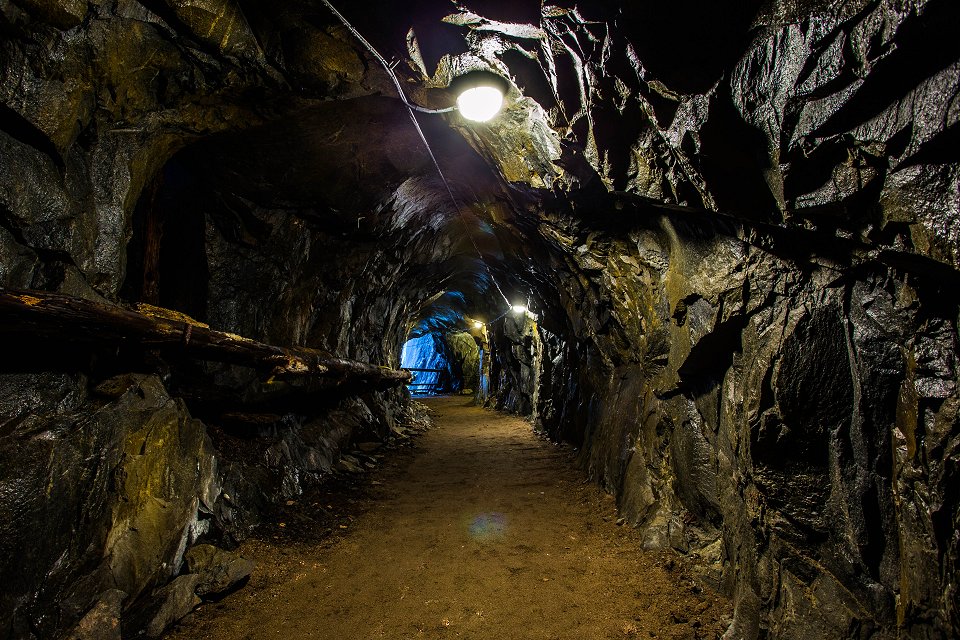 Storbergets gruva Hofors - juli 2017 gruvtunnel storberget hofros