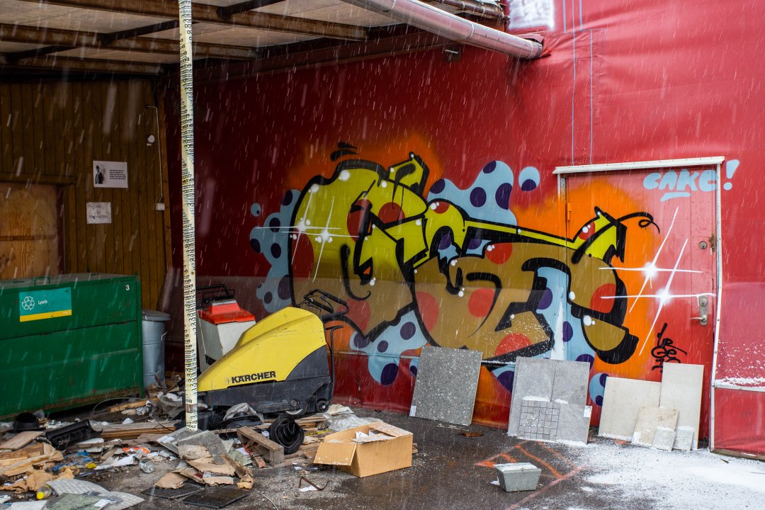 Byggvaruhus, Bromma - mars 2020 graffiti
